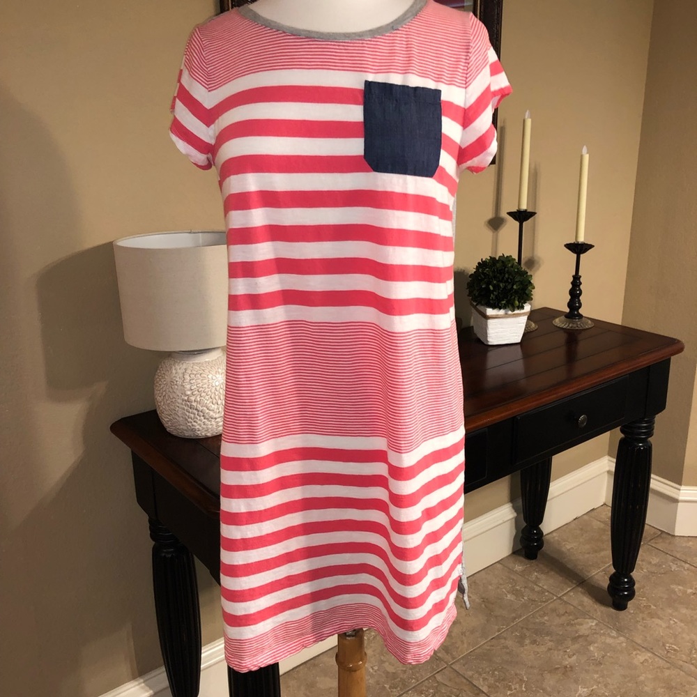 Crown & Ivy Summer T-Shirt Dress - Small